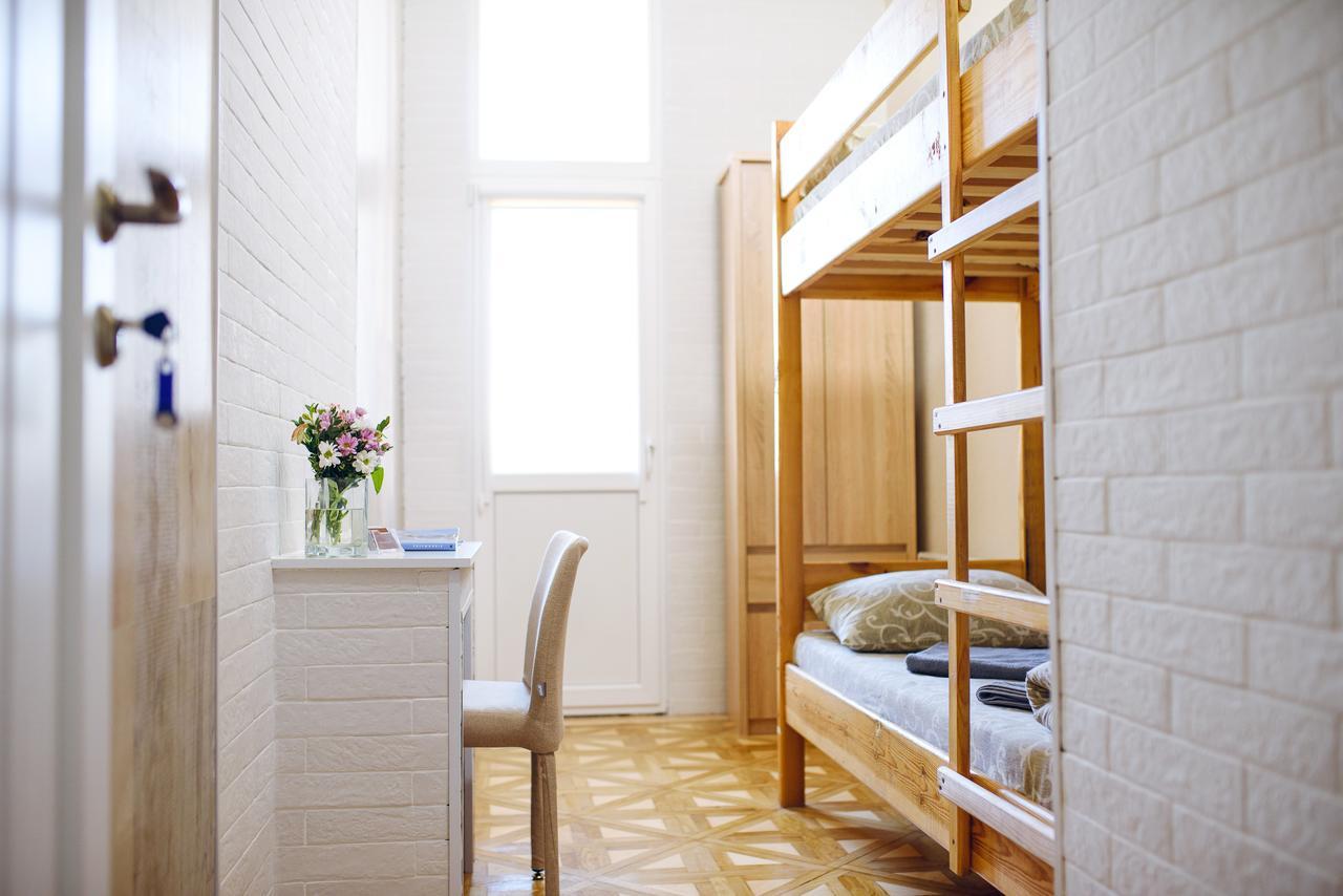 Cossacks Hostel Lviv Extérieur photo